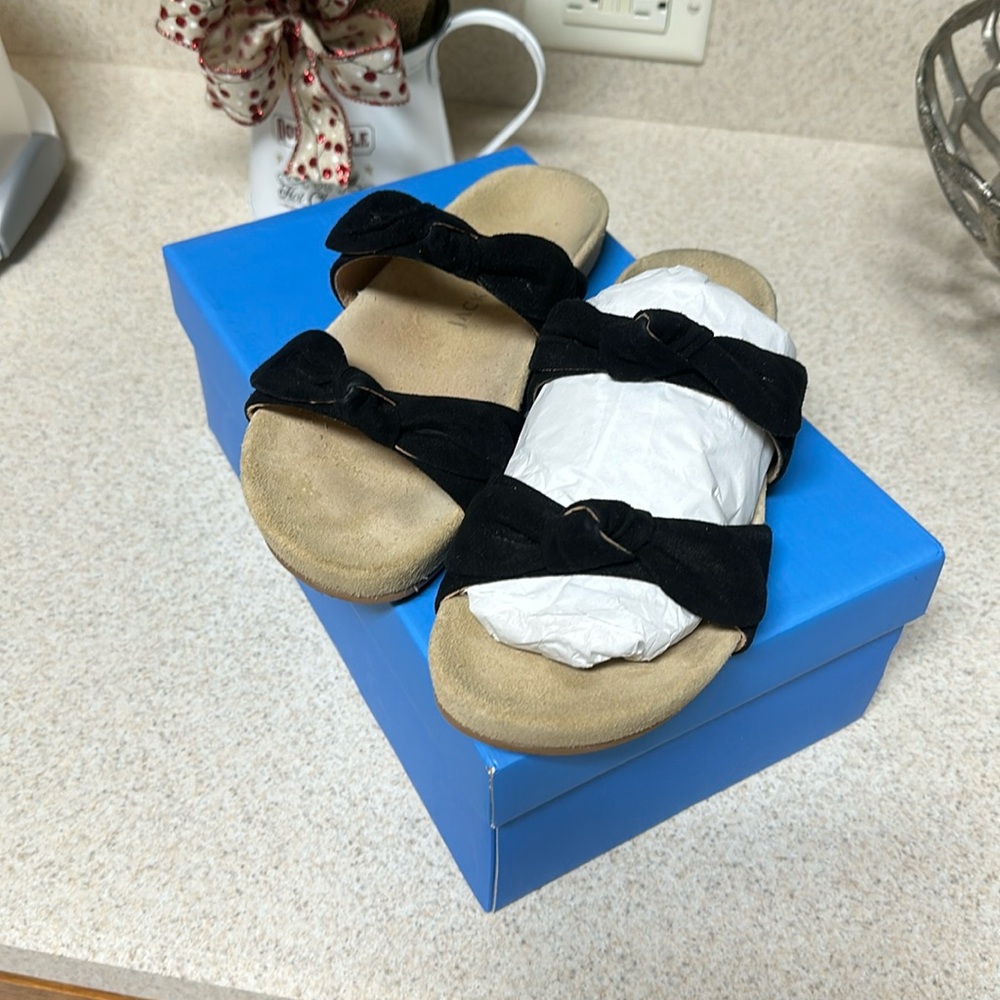 Jack Rogers Black Bow Sandals